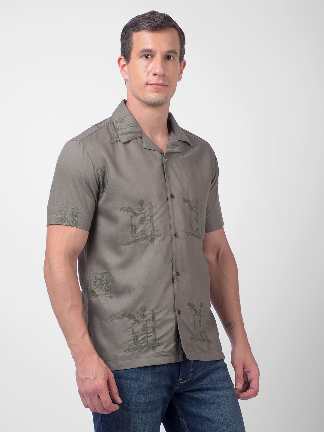 Numero Uno Men Olive Green Embroidered Resort Collar Shirt